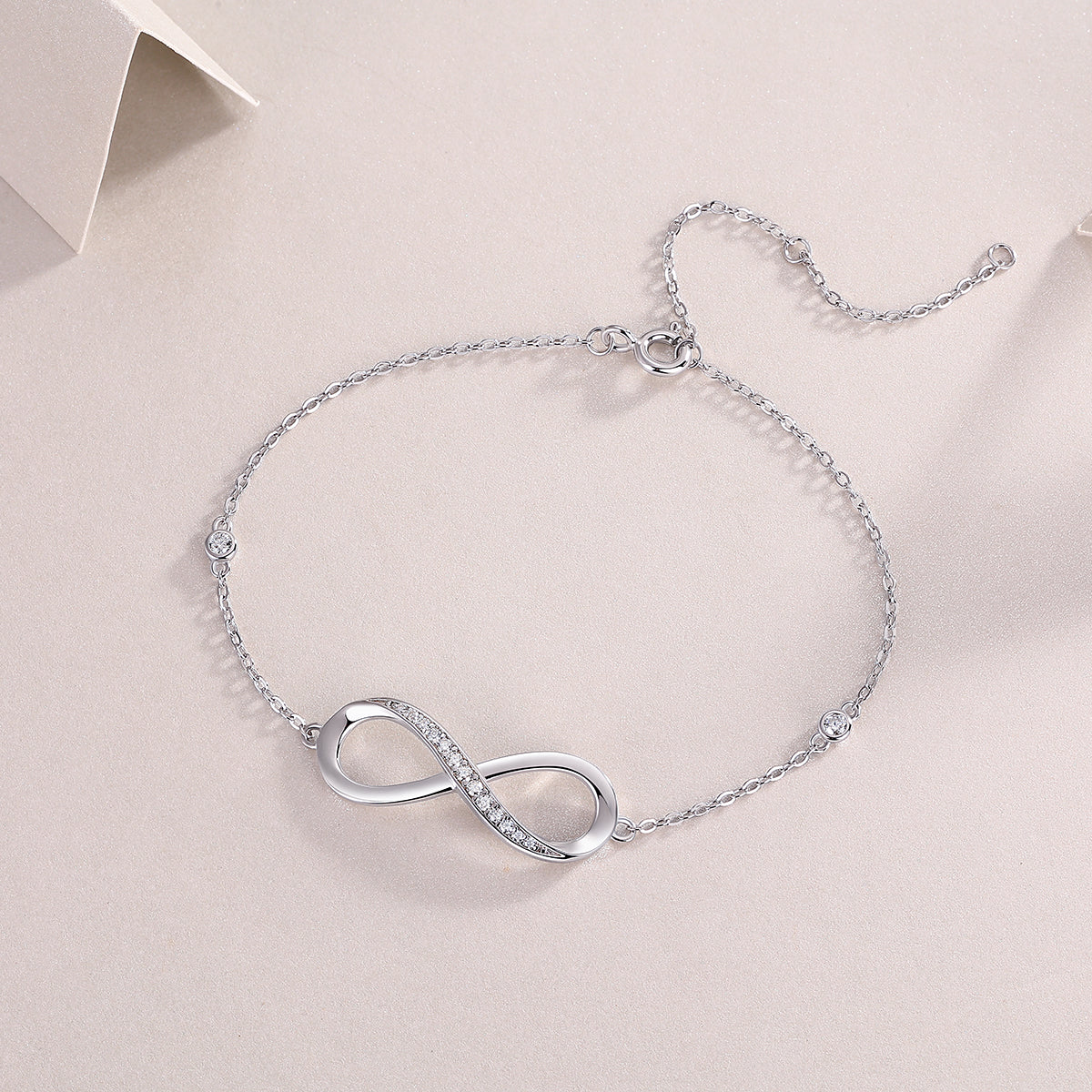 Infinity Glow Bracelet