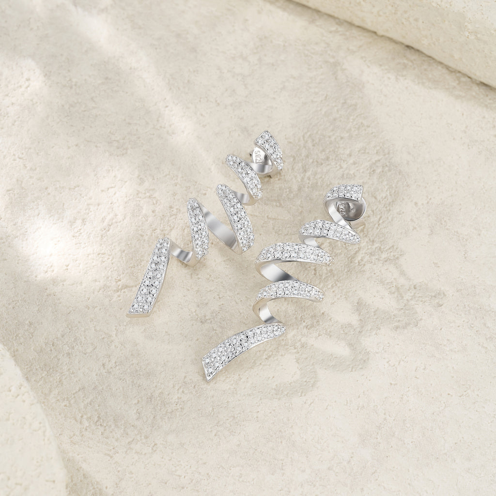 Serpentine Glow Moissanite Earrings