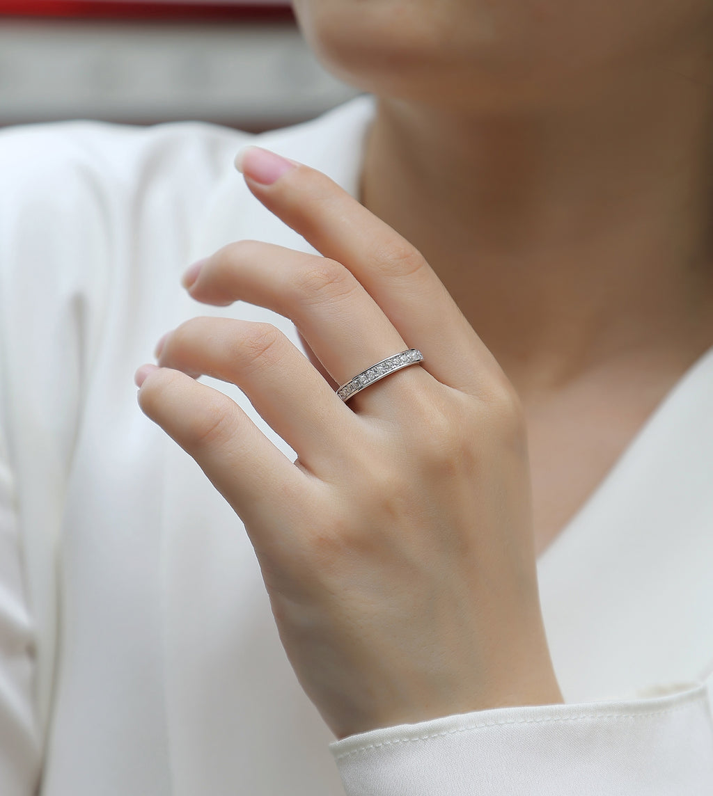Eternal Line Moissanite Band Ring
