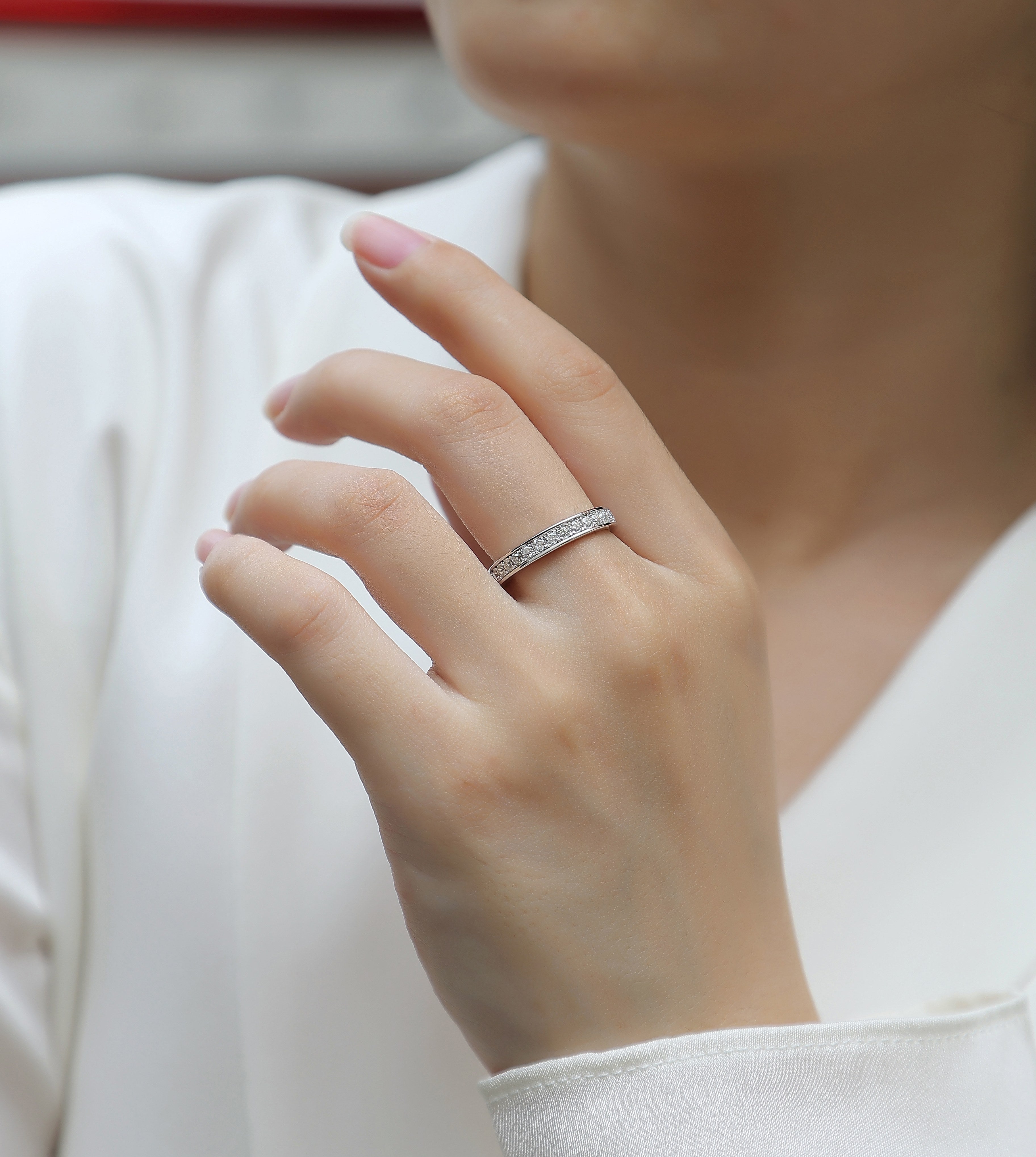 Eternal Line Moissanite Band Ring