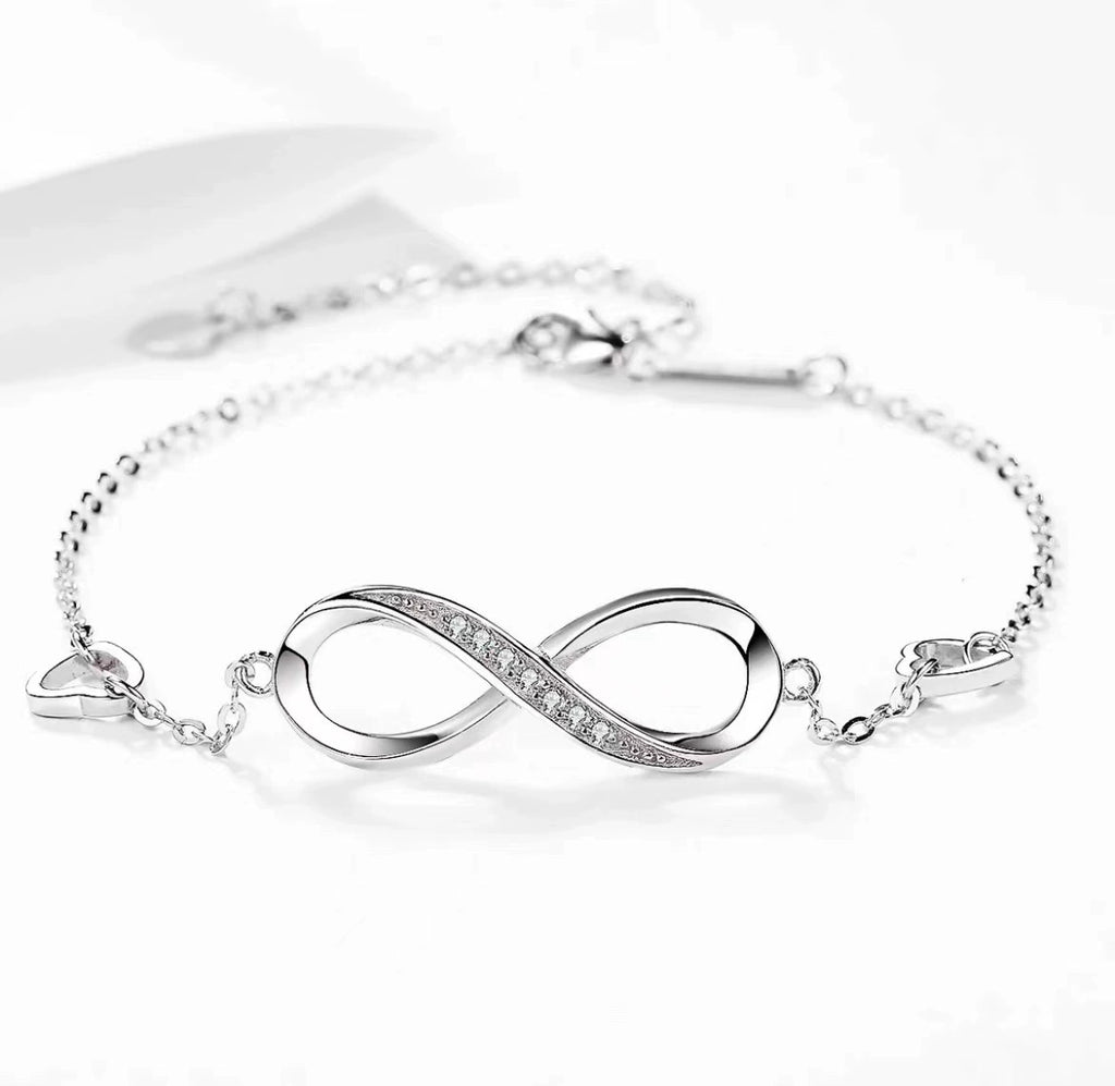 Eternal Infinity Bracelet in 925 Sterling Silver