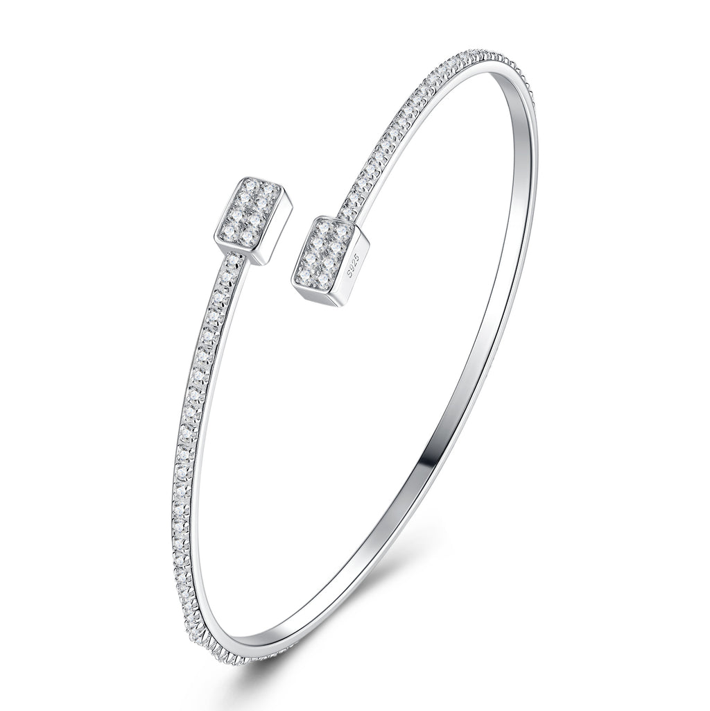 Elegance Edge Moissanite Bangle