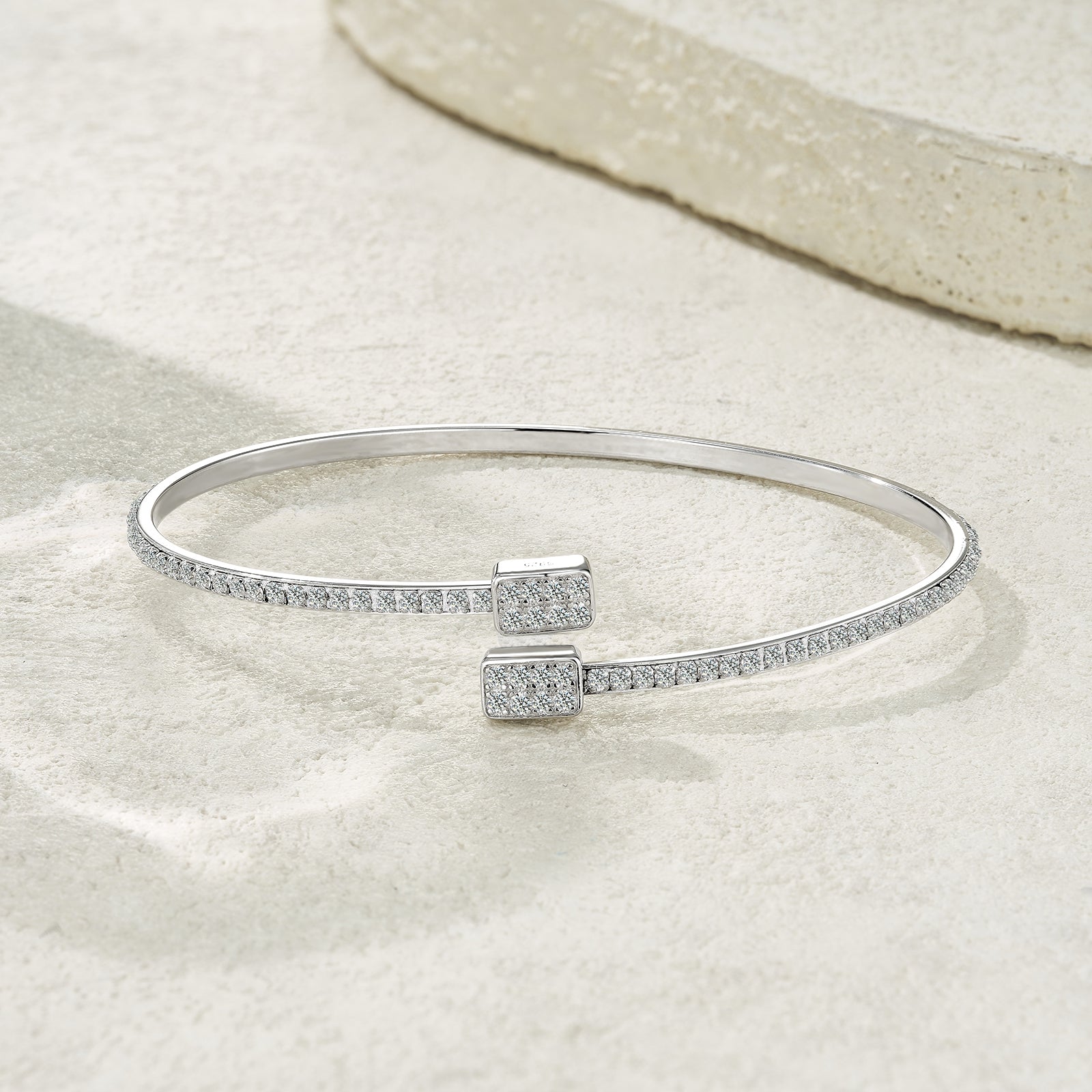 Elegance Edge Moissanite Bangle