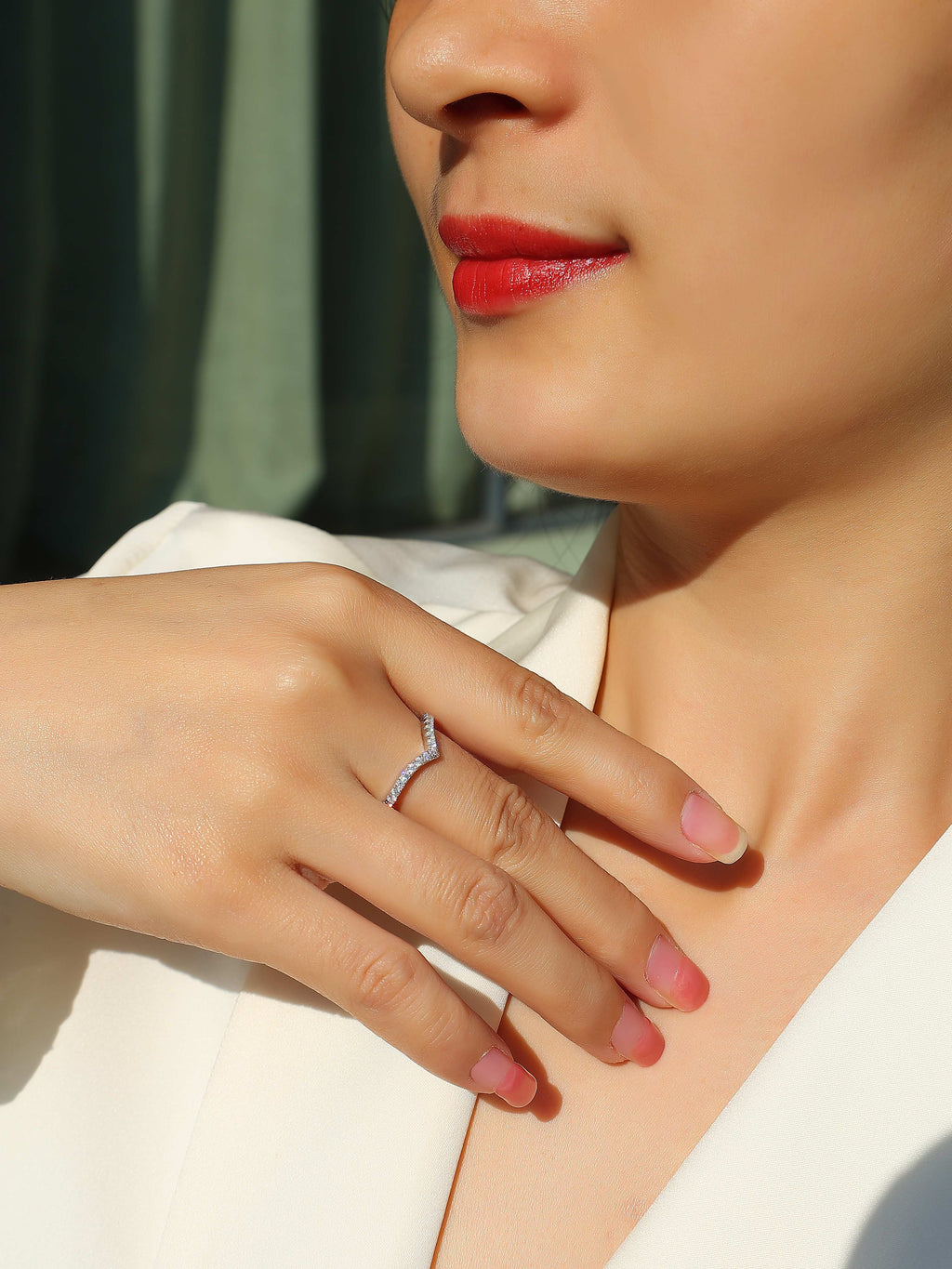 Embrace Curve Moissanite Ring