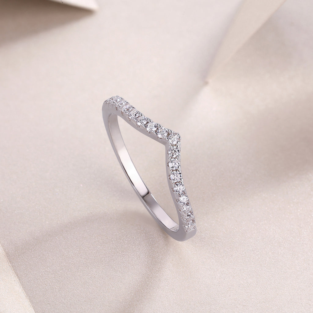 Embrace Curve Moissanite Ring