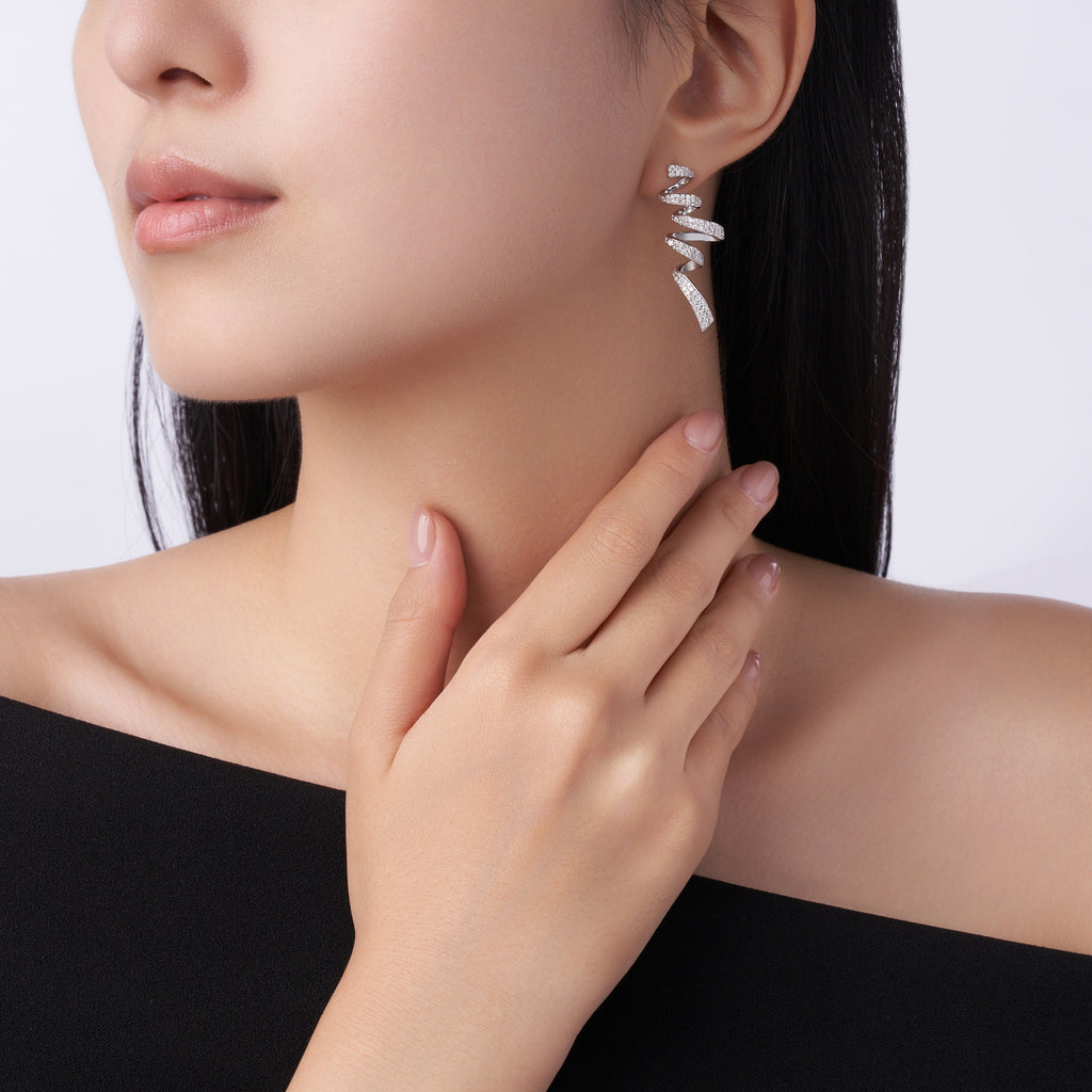 Serpentine Glow Moissanite Earrings
