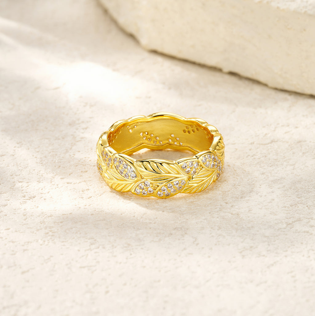 Golden Leaf Luxe Moissanite Ring
