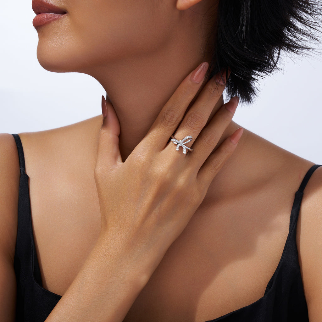 Eternal Bow Moissanite Ring