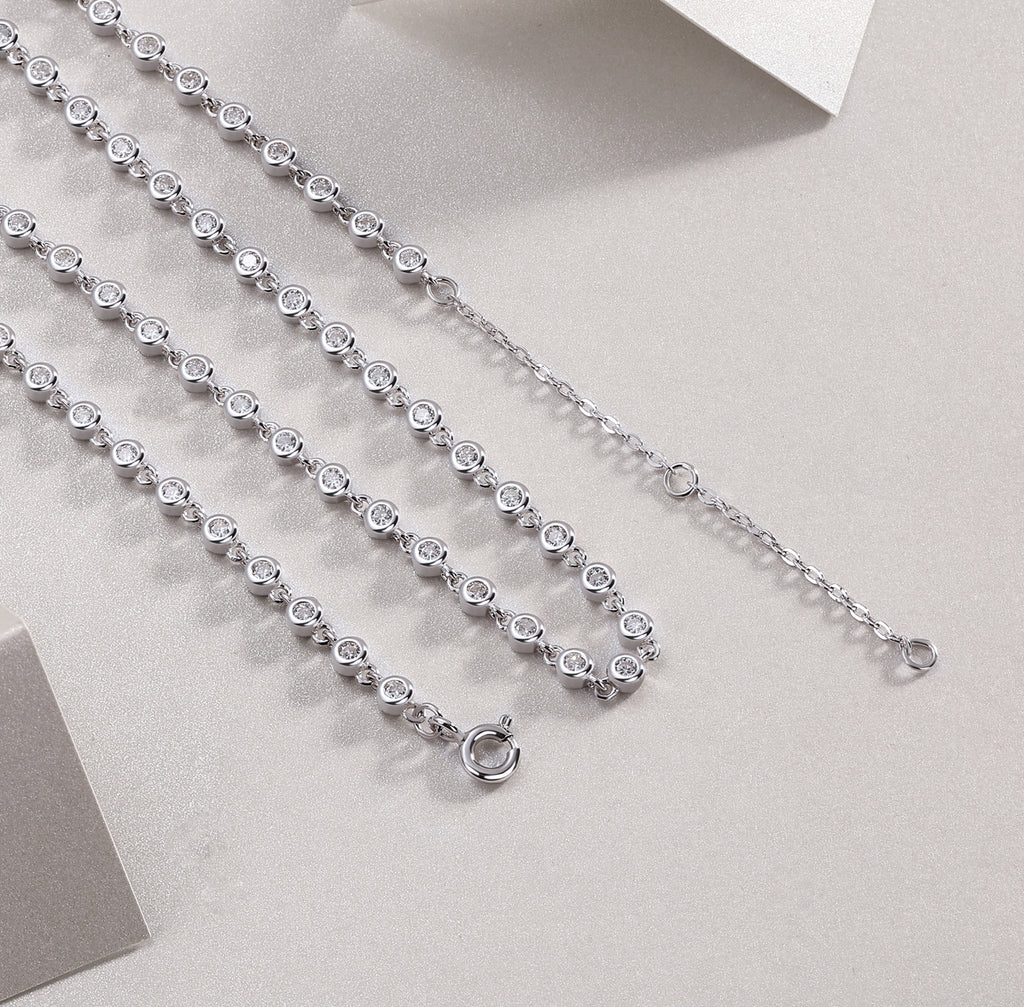 Radiant Circle Necklace